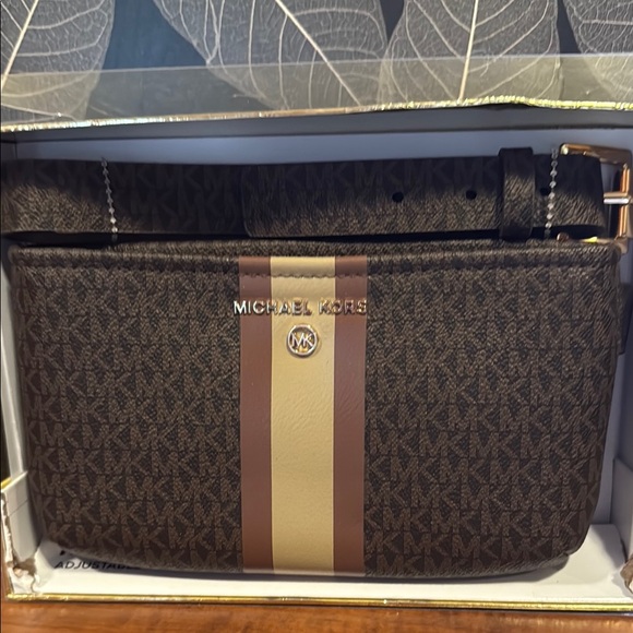Michael Kors Handbags - Michael Kors Brown and Tan belt bag